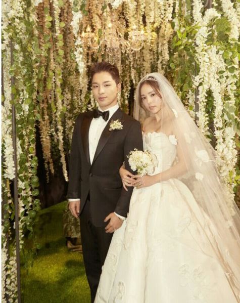 피오니플라워 이미지