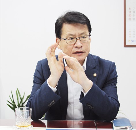 임*호 이미지