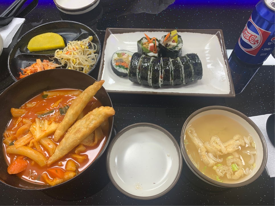 돈까스앤김밥 이미지