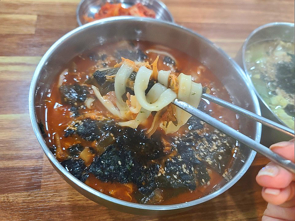 영진닭칼국수 이미지