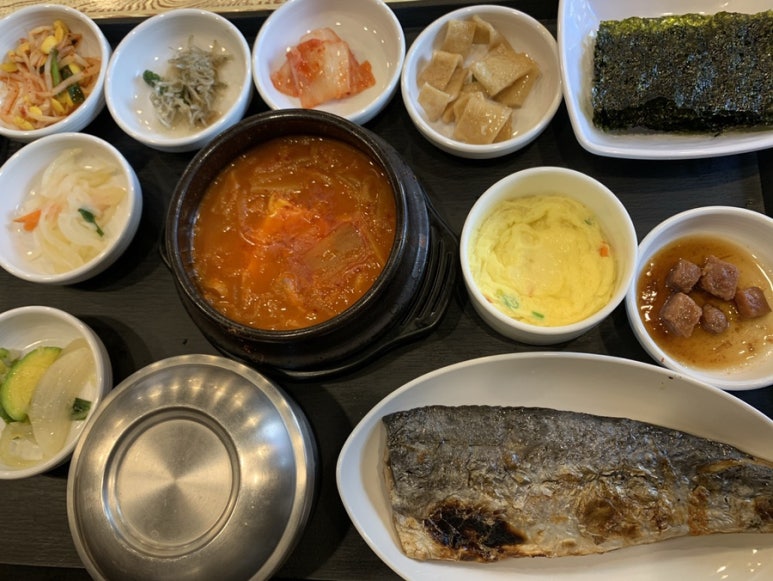 청담골 반상 이미지