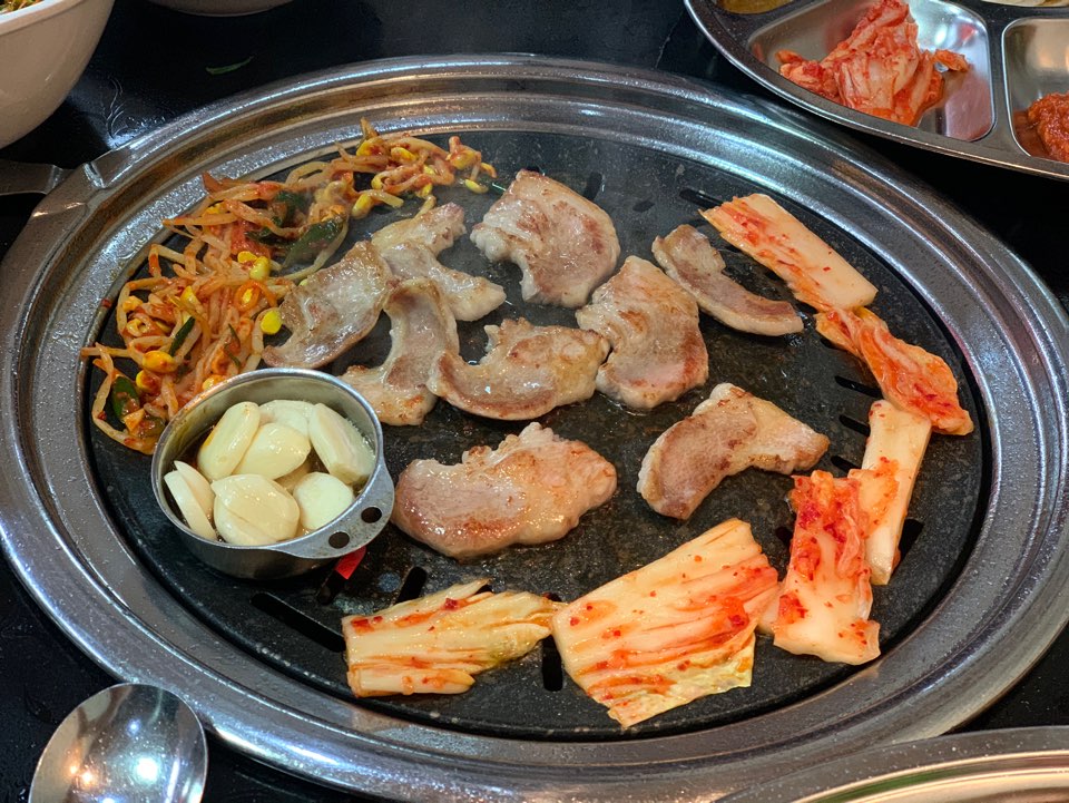 새찬축산식당 이미지