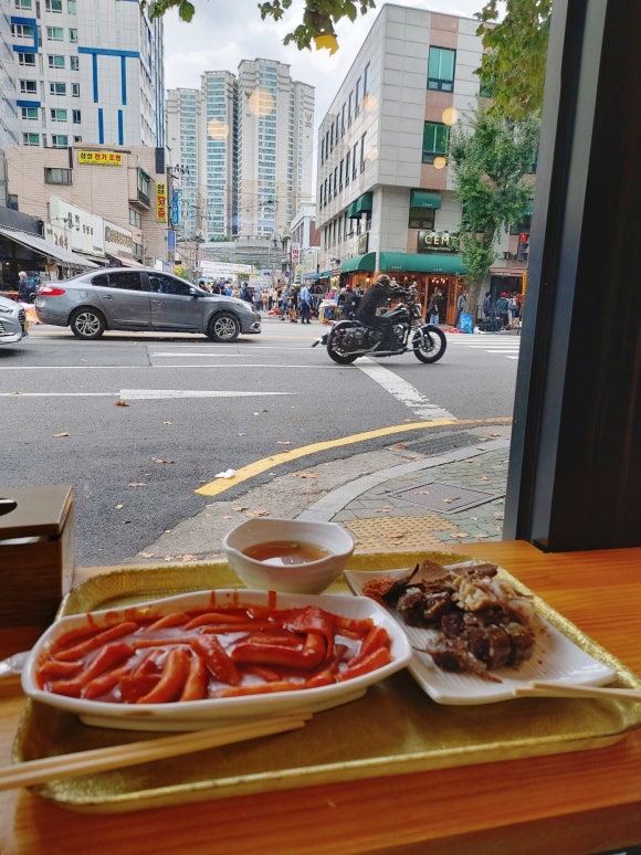 신당동 옛날떡볶이 식당 이미지