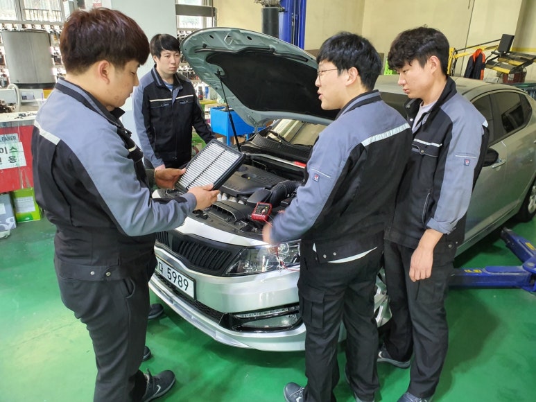 금호자동차정비 이미지