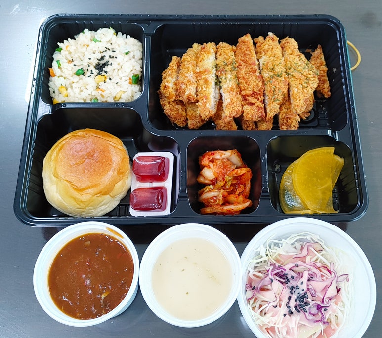 윤카츠 이미지