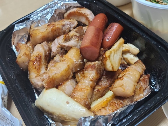 삼겹세상석적점 이미지