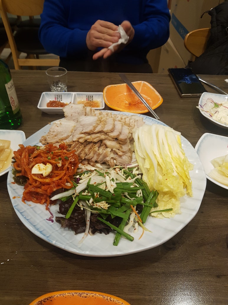 용족발용국수 이미지