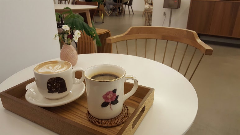 1009 COFFEE 이미지