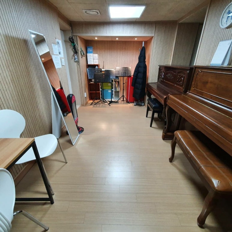스튜디오삼삼 이미지