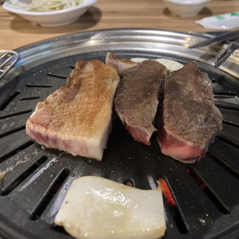개미식당 숙성통삼겹 이미지