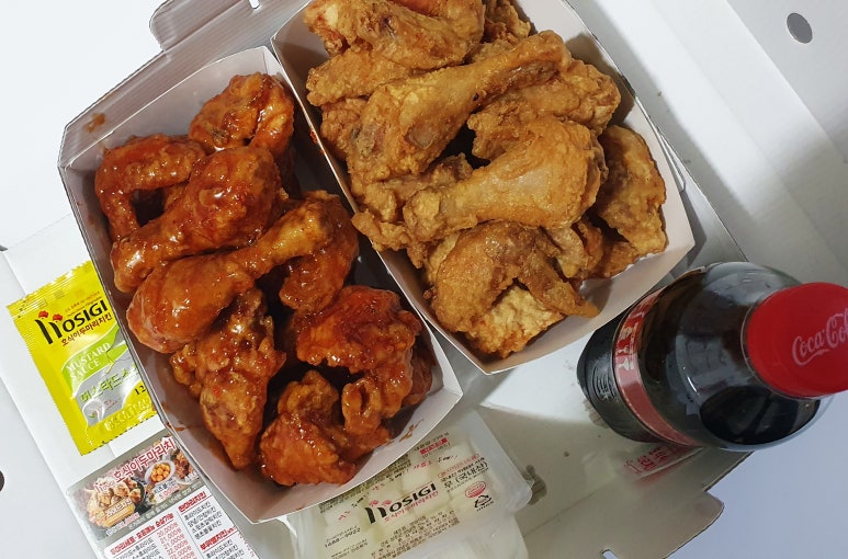 호식이두마리치킨 이미지