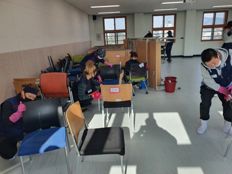 신흥종합청소 이미지
