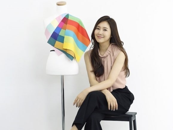 민컬러 이미지