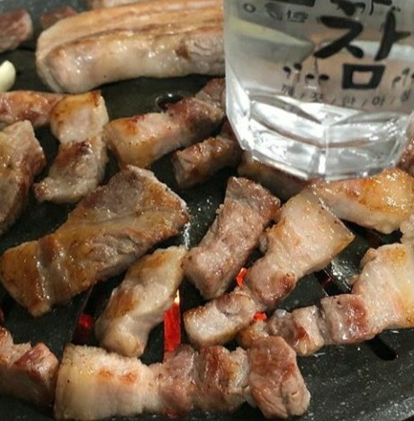 문경아가씨문경약돌돼지정육점 이미지