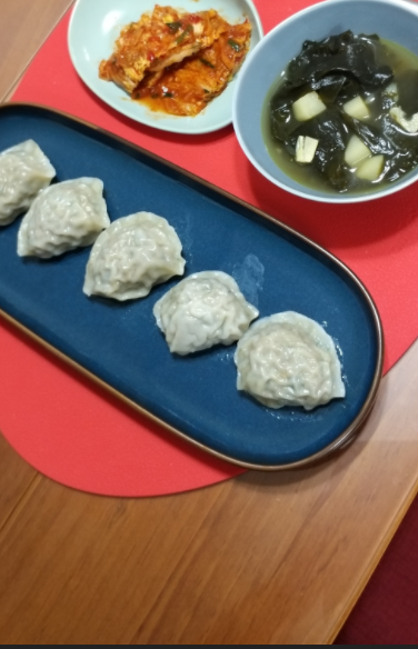 집나간 만두 이미지