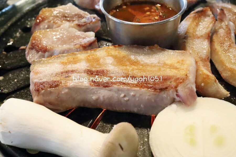 꺼멍연탄구이 이미지