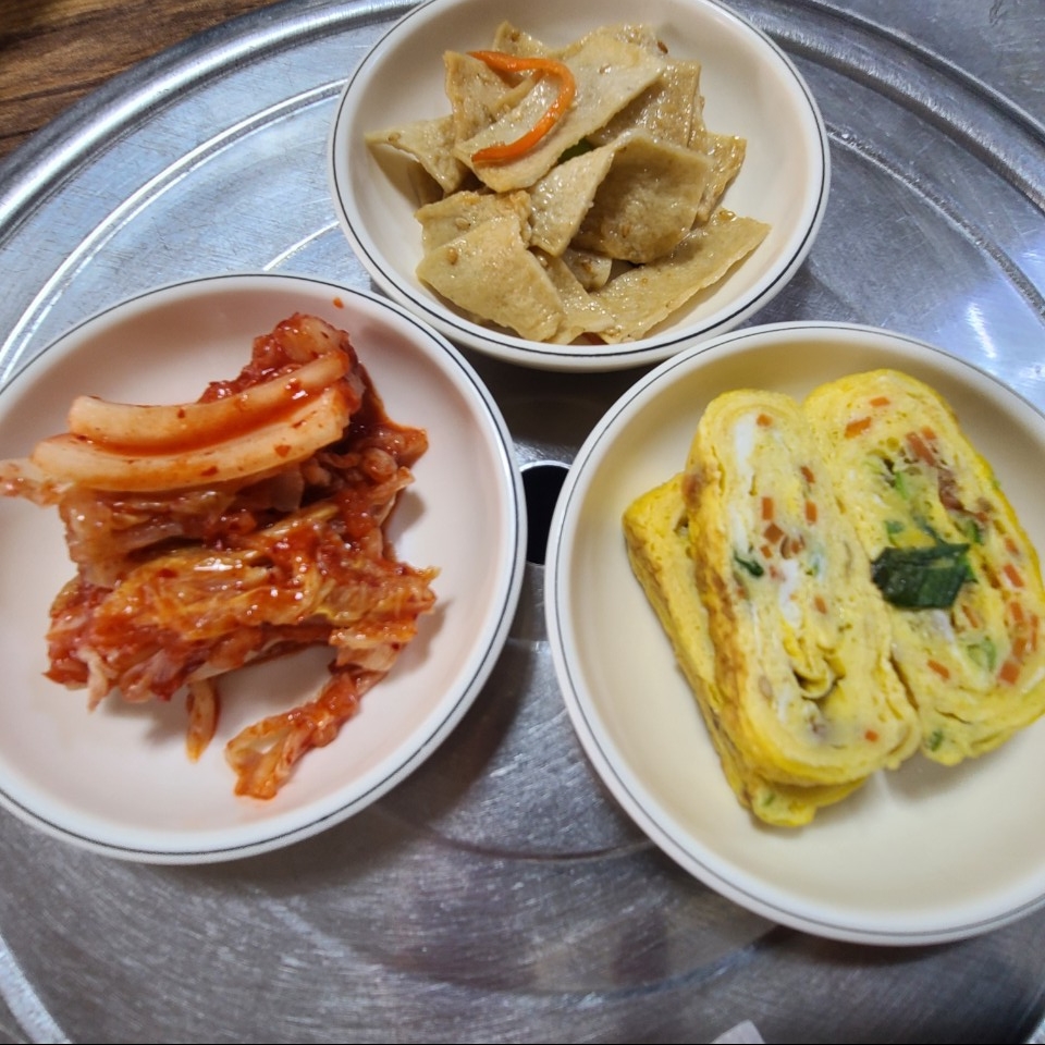 엄마돈국수 이미지