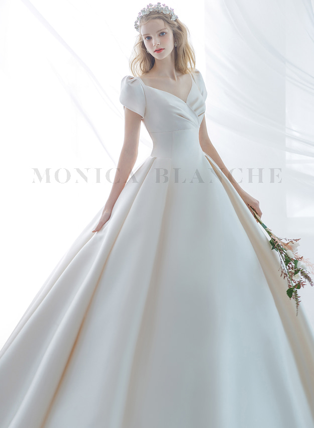 모니카블랑쉬 이미지