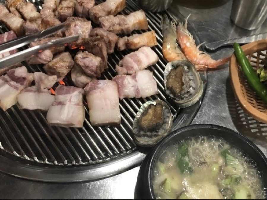 대윤흑돼지 이미지