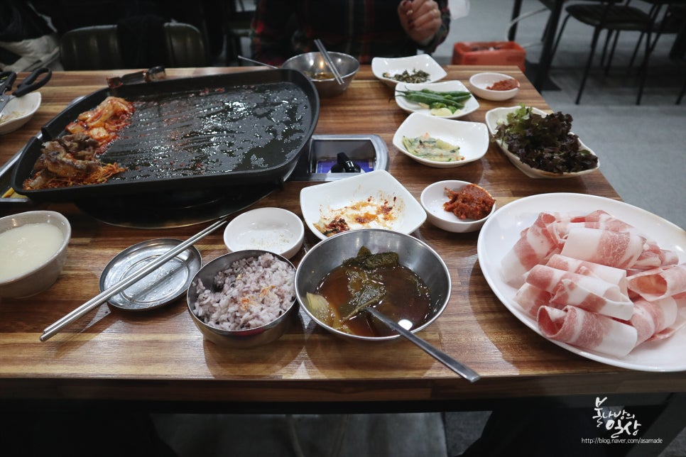오로지 대패 이미지
