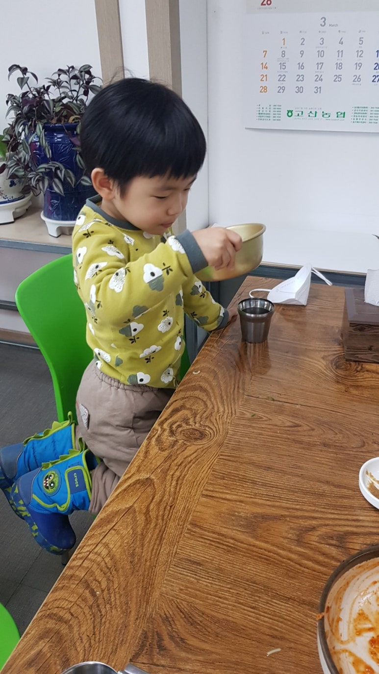 장터국수 이미지