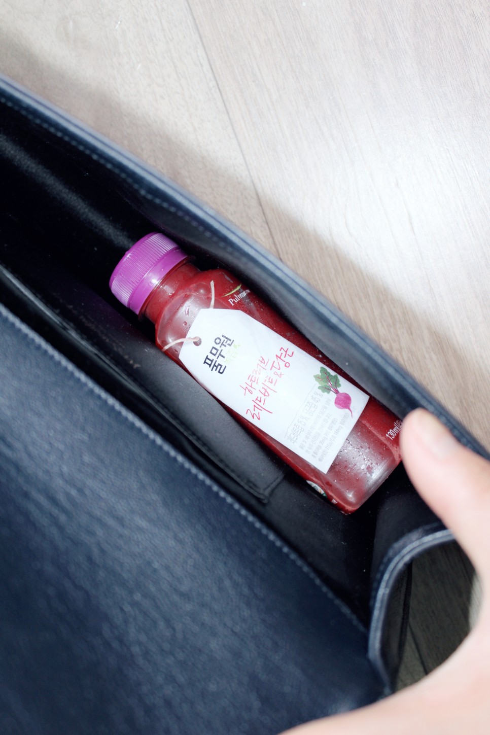 아침에 녹즙 이미지