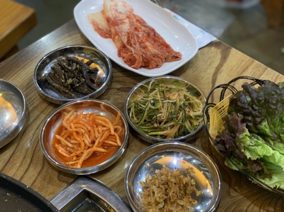 탕가네생고기김치찌개삼겹살 이미지