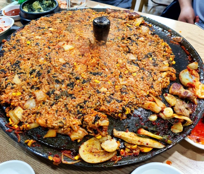 오동통솥뚜껑생삼겹살 이미지