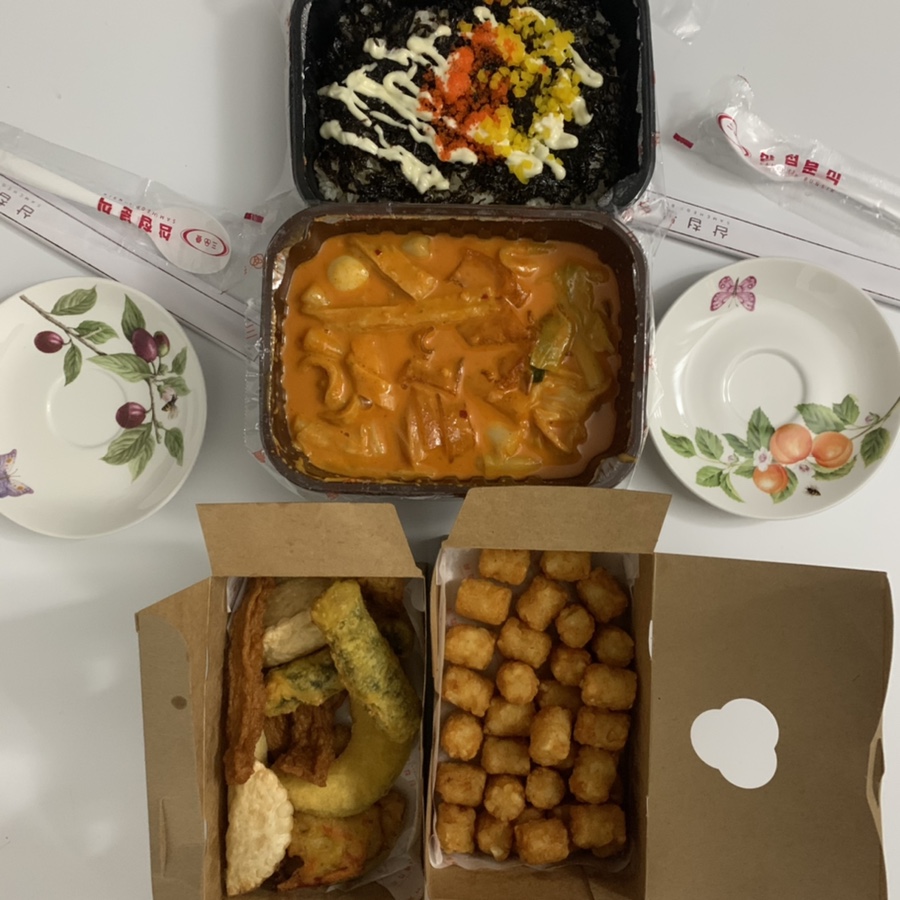폭탄떡볶이 이미지