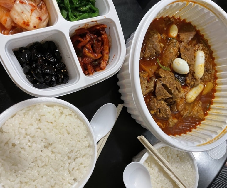 늘행복하면돼지 이미지