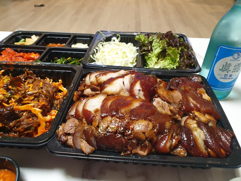 정성오향족발 이미지
