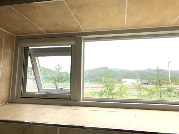 신성유리 이미지