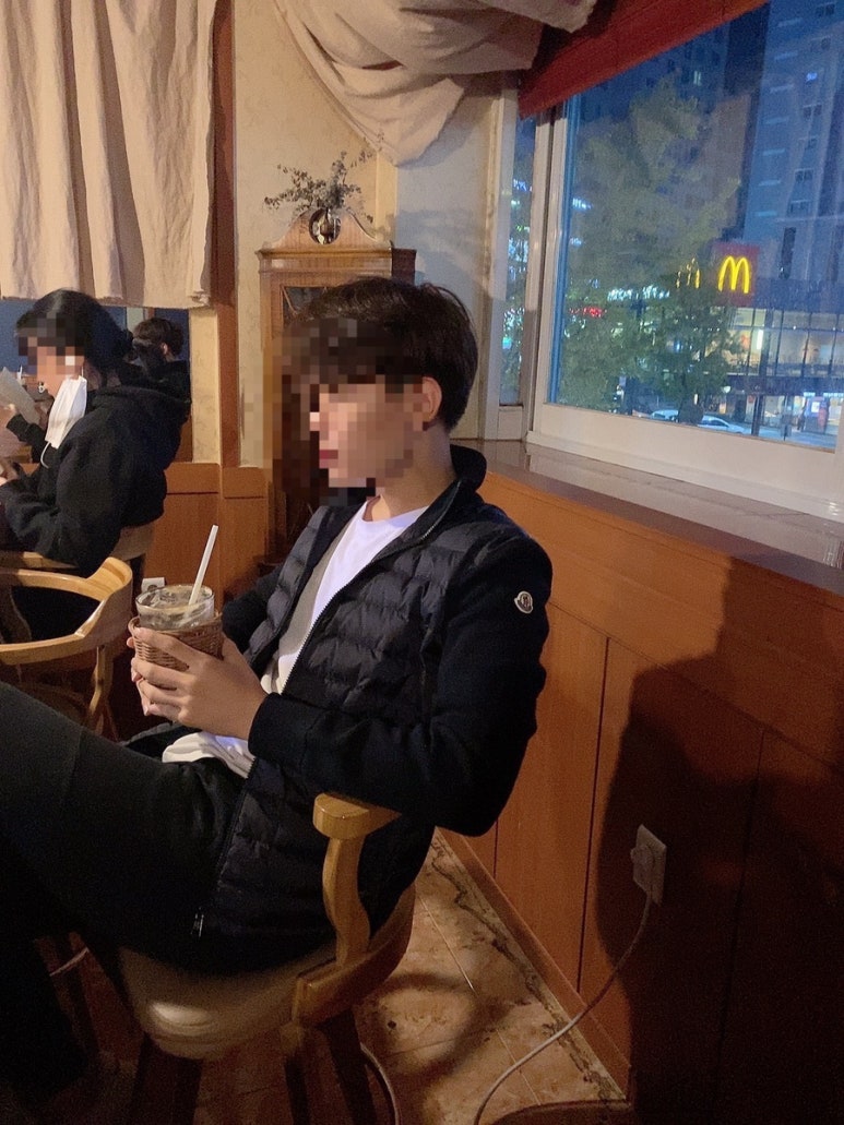 하우워즈유얼데이 이미지