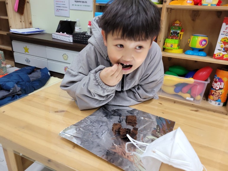 학돌이네 이미지