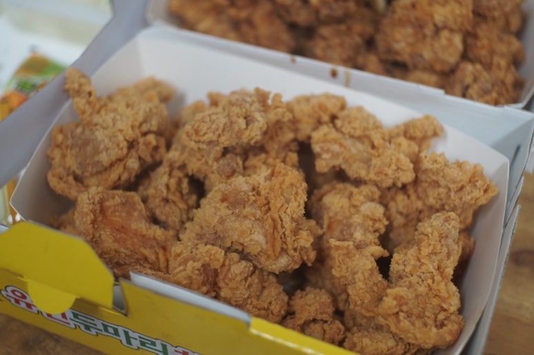유선두마리치킨 이미지