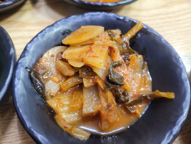 둥근상시골집 이미지