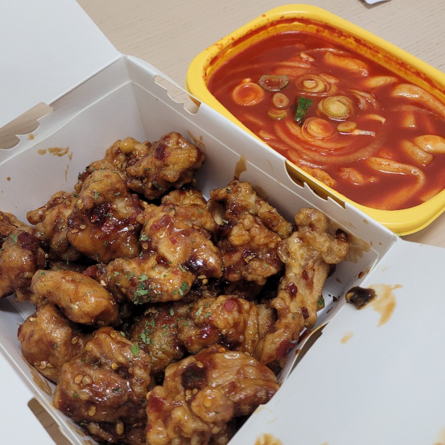 치킨플러스새롬점 이미지