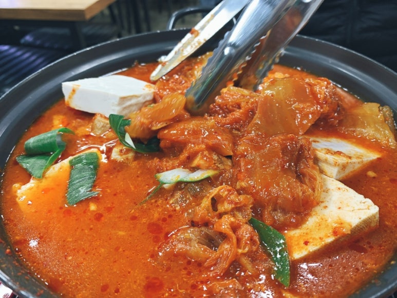 홍천연탄고추장삼겹살 이미지