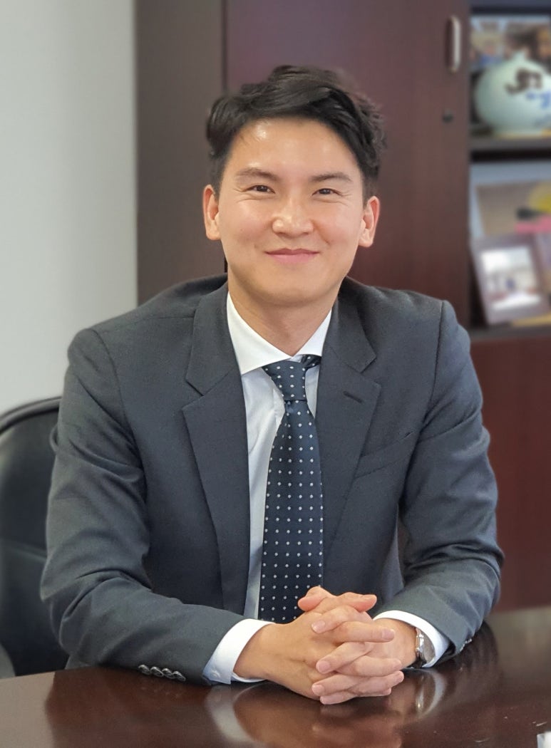 변호사유진범법률사무소 이미지