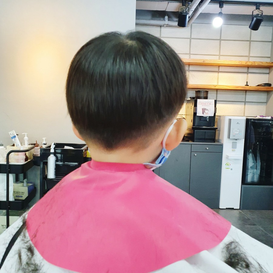 세기이발 이미지