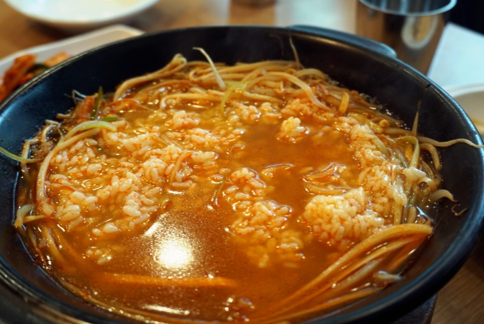 뚝배기육칼 이미지