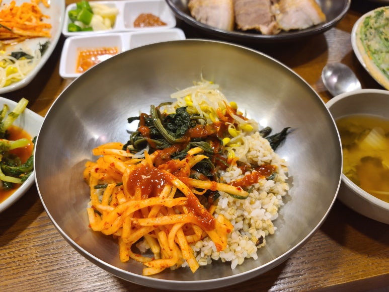 정원마늘보쌈 이미지
