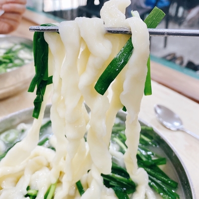 돌다리보쌈칼국수 이미지