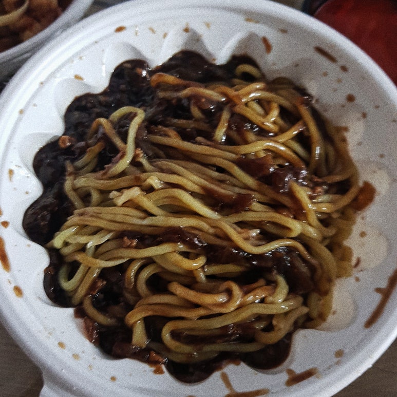교촌치킨월평 이미지