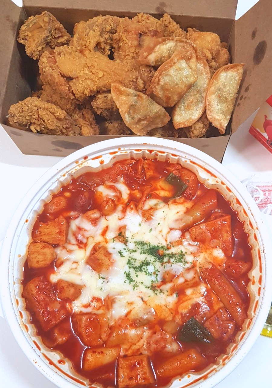 치킨을사랑한떡볶이 이미지