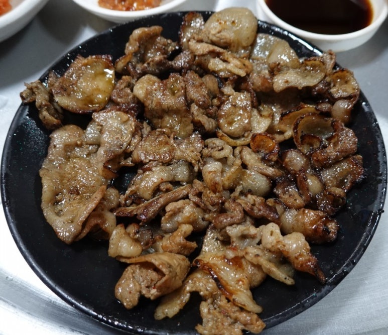 단골석쇠불고기 이미지