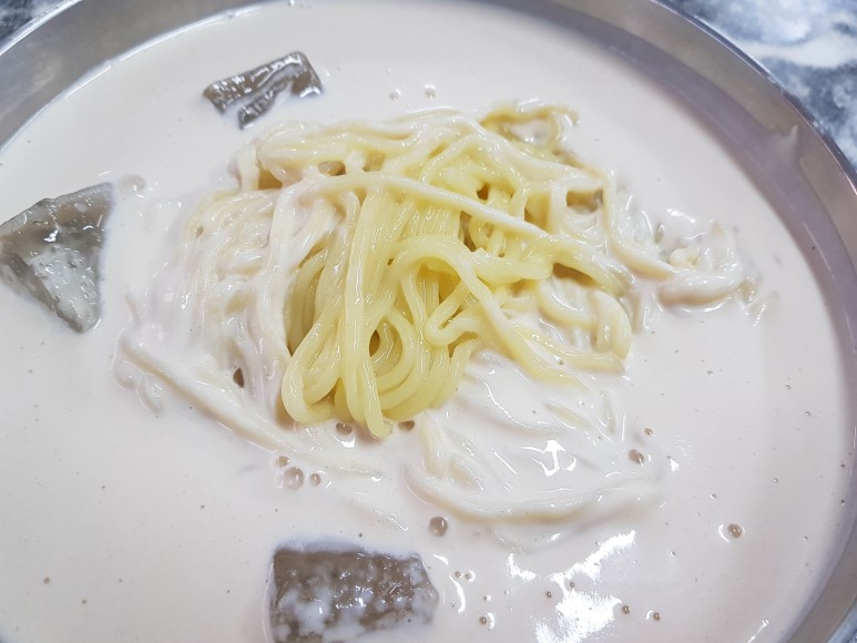 만나칼국수 이미지