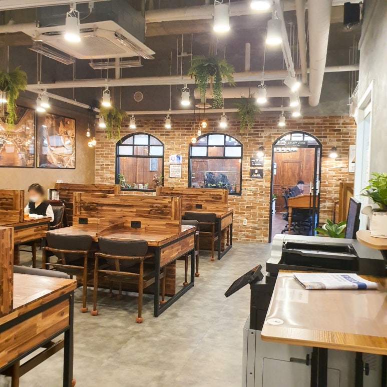 이플러스스터디카페 이미지