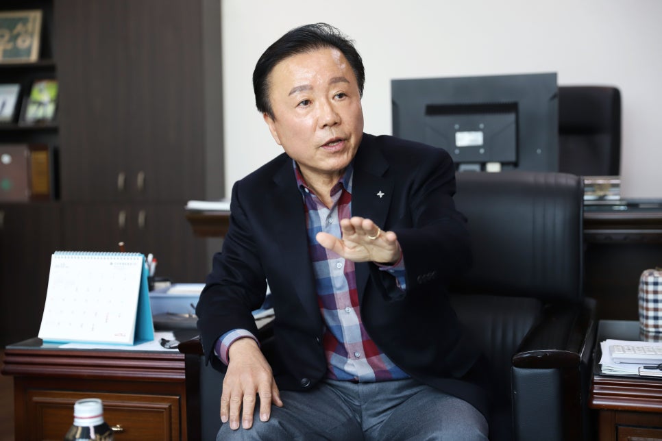 더이엔지 이미지
