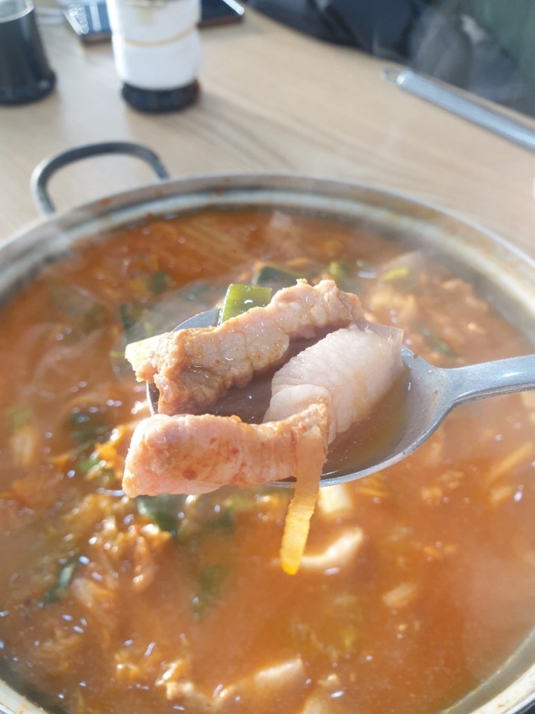 김치찌개 미화식당 이미지